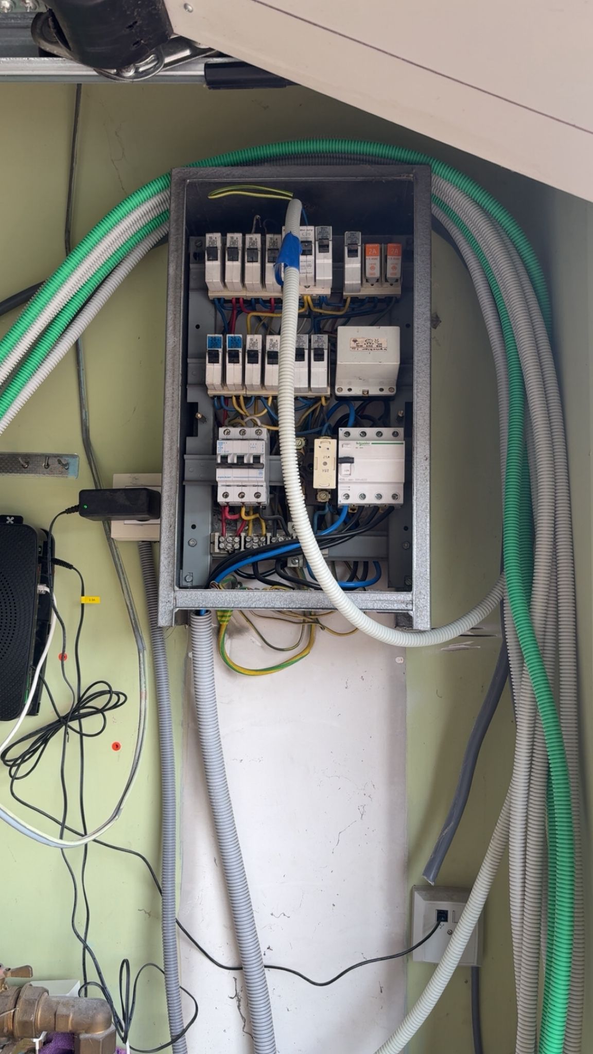 Elektriciteitswerken — foto 3